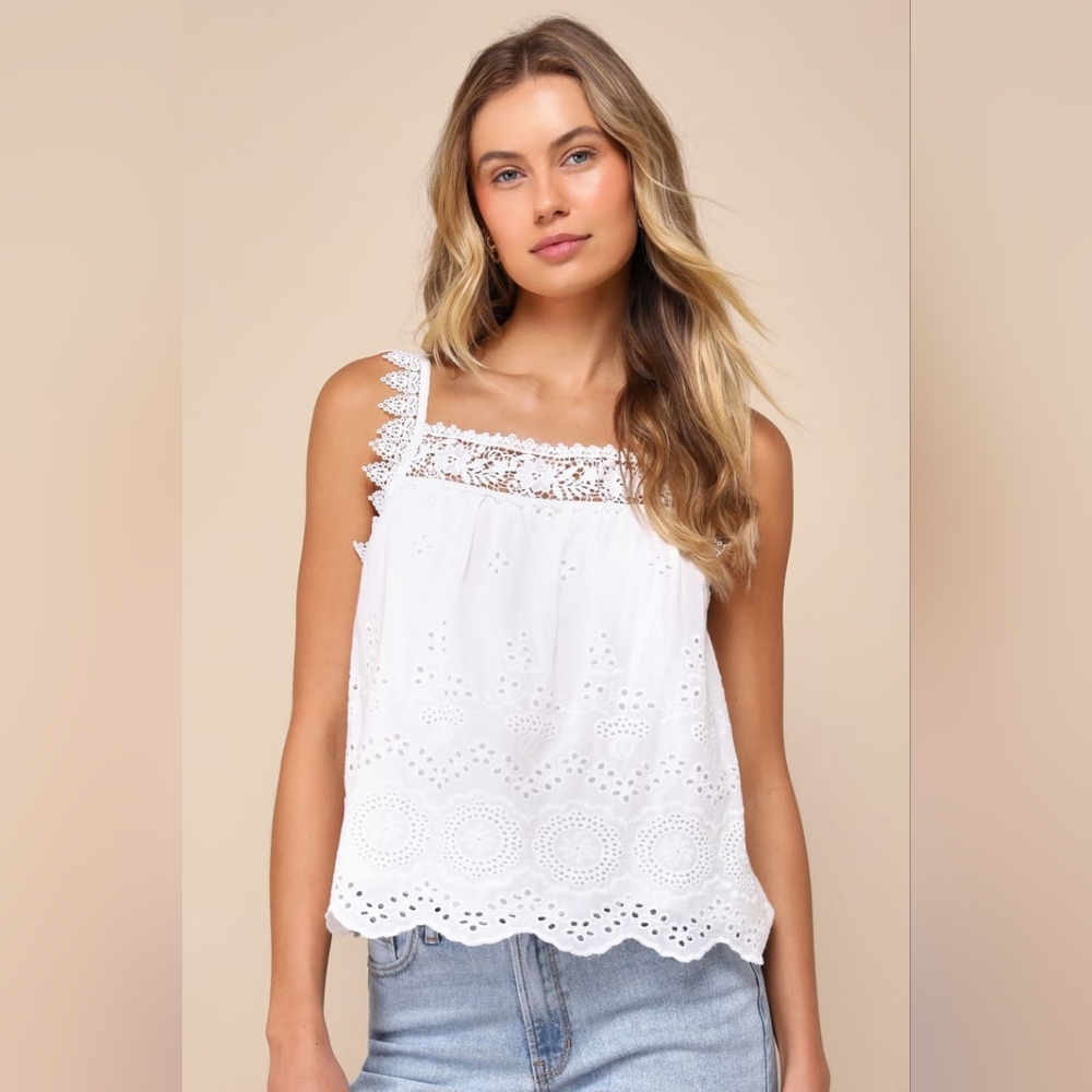 Airy Impression White Eyelet Embroidered Crochet Lace Tank Top-M